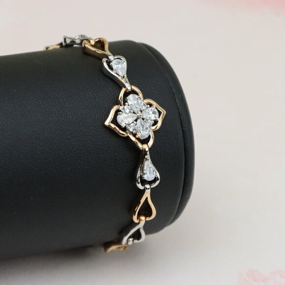 "Elegant Rose Gold & Silver Floral Bracelet with Heart Link Design, XPBL0844 - Picture 1 of 12